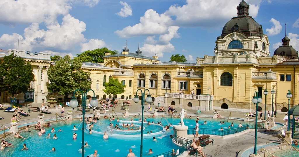 Széchenyi Gyógyfürdő napozóterasz burkolat-alátámasztás