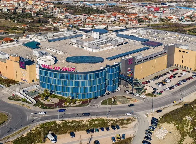 Mall of Split Horvátország modern kültéri kőburkolat